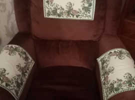 FREE PARKER KNOLL LOUNGE CHAIR! COST £1,250!
