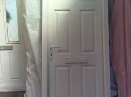 Compersite front door less than 6months old