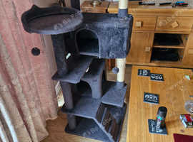 Cat tree