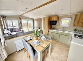 £2995 site fees NEW 3 bedroom 8 berth static caravan for sale in Clacton on Sea Essex double glazing central heating holiday home parking decking