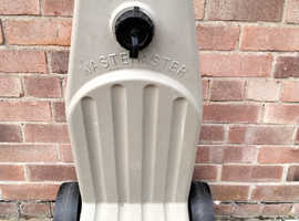 Water container for used water under motorhome or caravan