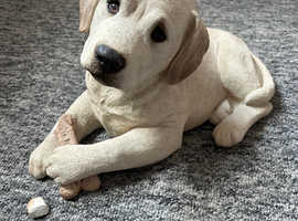 Sandicast Sandra Brue Labrador puppy figure