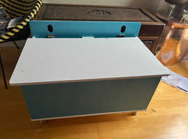 Kids toy box
