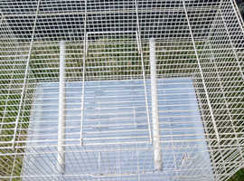 3 cages and lots of other bits