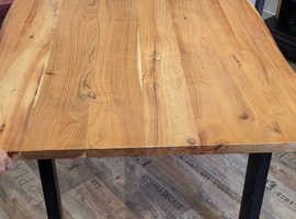 Dining room table