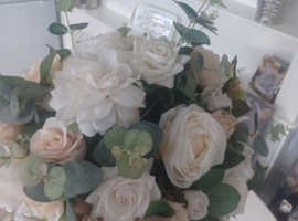Artificial flower arrangements