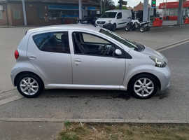 Toyota Aygo, 2008 (58) Silver Hatchback, Manual Petrol, 68,102 miles