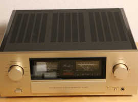 2013 Accuphase E-560 high-end amplifier like new with original packaging
