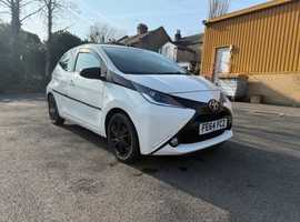 Toyota Aygo, 2014 (64) White Hatchback, Manual Petrol, 42,737 miles