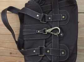 (429) Brown handbag, new!