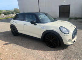 Mini MINI, 2016 (16) white hatchback, Manual Diesel, 109,560 miles