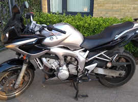 Yamaha FZ6 Fazer 599 cc in excellent conditions, low mileage and full MOT and service history