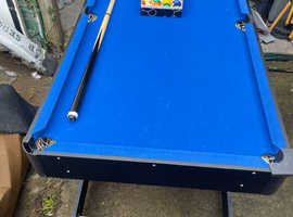 Pool table