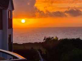 HOLIDAY LATE DEALS UK AND EUROPE 2025 /26