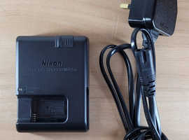 Nikon MH-25a Charger + Power Cable (Read)