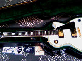 *BARGAIN* Epiphone Les Paul 60s, Inspired by Gibson 'Custom' Electric Guitar & Locking Hardcase