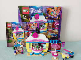 Lego Friends Olivia's Cupcake Cafe 41366. Excellent condition with all pieces, box and instructions.