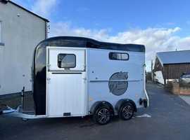 TheCheval Liberte Touring Country XL Double Horse Trailer SPECIAL EDITION