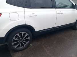 Nissan Qashqai, 2012 (12) White Hatchback, Manual Diesel, 119,530 miles