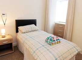 Room available for universal credit holders