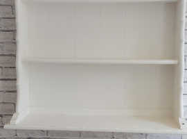WHITE SHABBY CHIC DRESSER