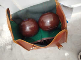 Bowling bag with bowls