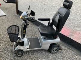 8 mph, low miles, QUINGO VITESS 2 mobility scooter