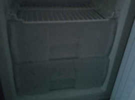 Fridge freezer