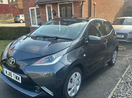 Toyota Aygo, 2016 (16) Grey Hatchback, Semi Automatic ,Petrol, 45,268 miles