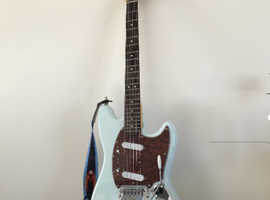 SQUIRE "fender" MUSTANG For Sale