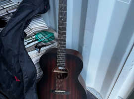 Tanglewood Semi Accoustic with built in Tuner
