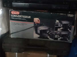 5 DVD players