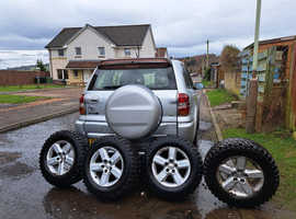 Toyota Rav4, 2004 (54) Silver Estate, Manual Diesel, 122,574 miles