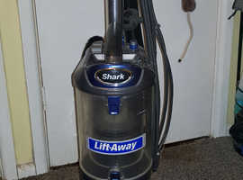 Shark Liftaway vacuum cleaner with cable& plug