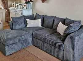 Brand New Dylan 4 Seater Small L Shape Sofa Jumbo Cord For Sale