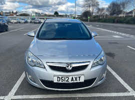 Vauxhall Astra, 2012 (12) Silver Hatchback, Manual Petrol, 100,947 miles