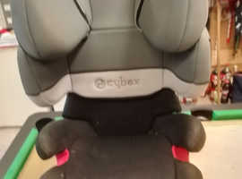 Cybex Childs car seat with isofix and Pebble baby carry chair