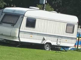 Hobby deluxe 1991 4 birth caravan