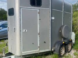 Iforwilliams 505 classic horse trailer