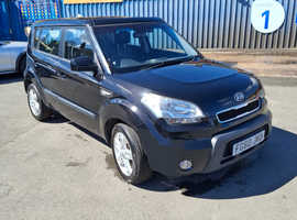 Kia Soul, 1.6 CRDI DIESEL 2010 (60) Black 12 Months MOT. Hatchback, Manual 104,061 miles