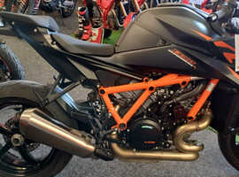KTM 1390 Superduke R (25 plate)