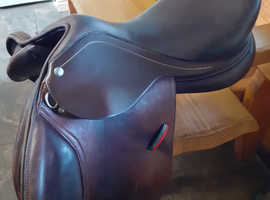 18 MW *5.5 Made in England Soft Padded Leather Exercise Saddle