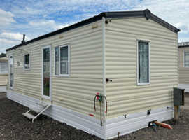 Ideally situated 2 bedroom modern mobile home.
