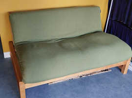 Futon bed/settee