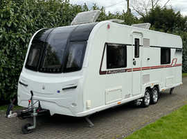 Bailey Unicorn S4 Barcelona 2018 4 Berth Caravan with Motor Movers and Fixed Bed