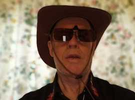 gerard lindsay solo guitar player