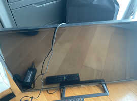 Sony Bravia KDL-32R403C 32 " LED Smart TV plus Remote