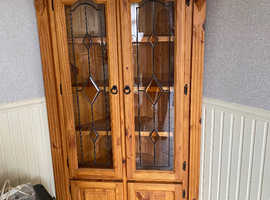 Wooden corner display unit / cabinet