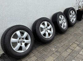 Wheels & tyres removed from VW T5