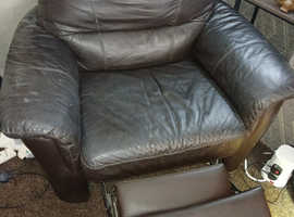 Leather recliner chair